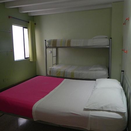 Hostal Tamarindo Itagui Exterior photo