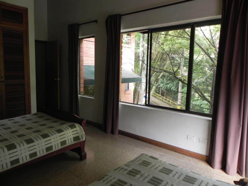 Hostal Tamarindo Itagui Room photo