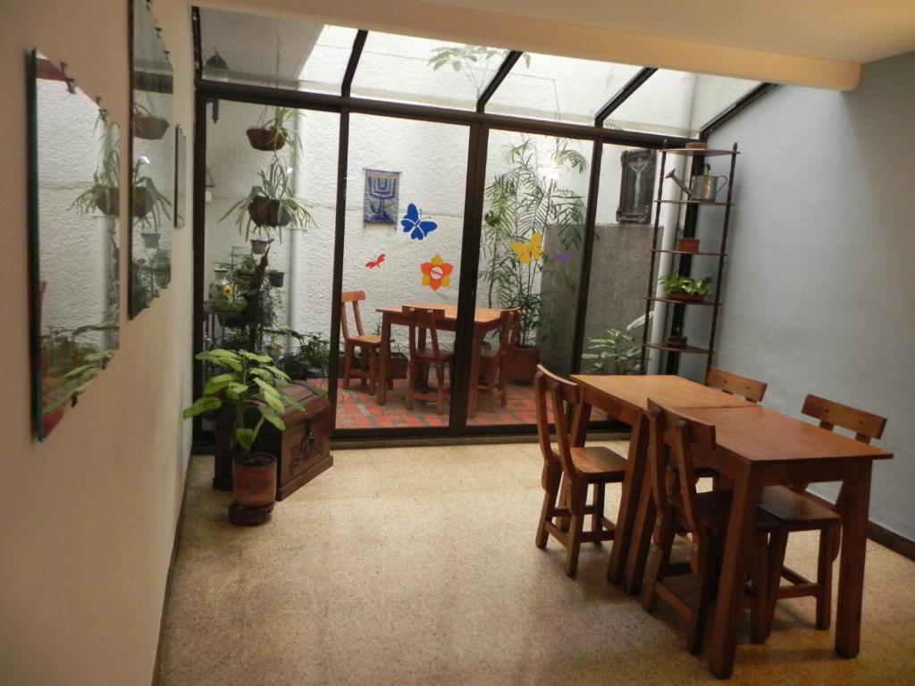 Hostal Tamarindo Itagui Exterior photo