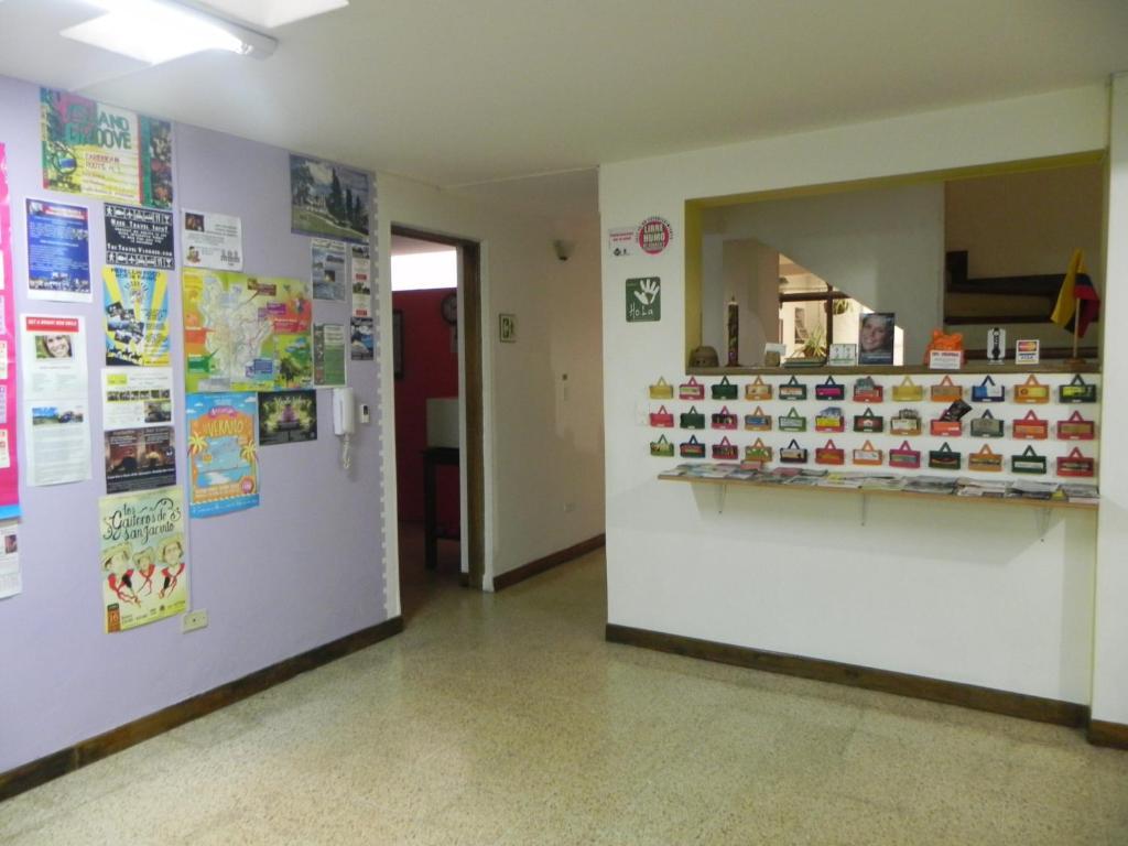 Hostal Tamarindo Itagui Exterior photo